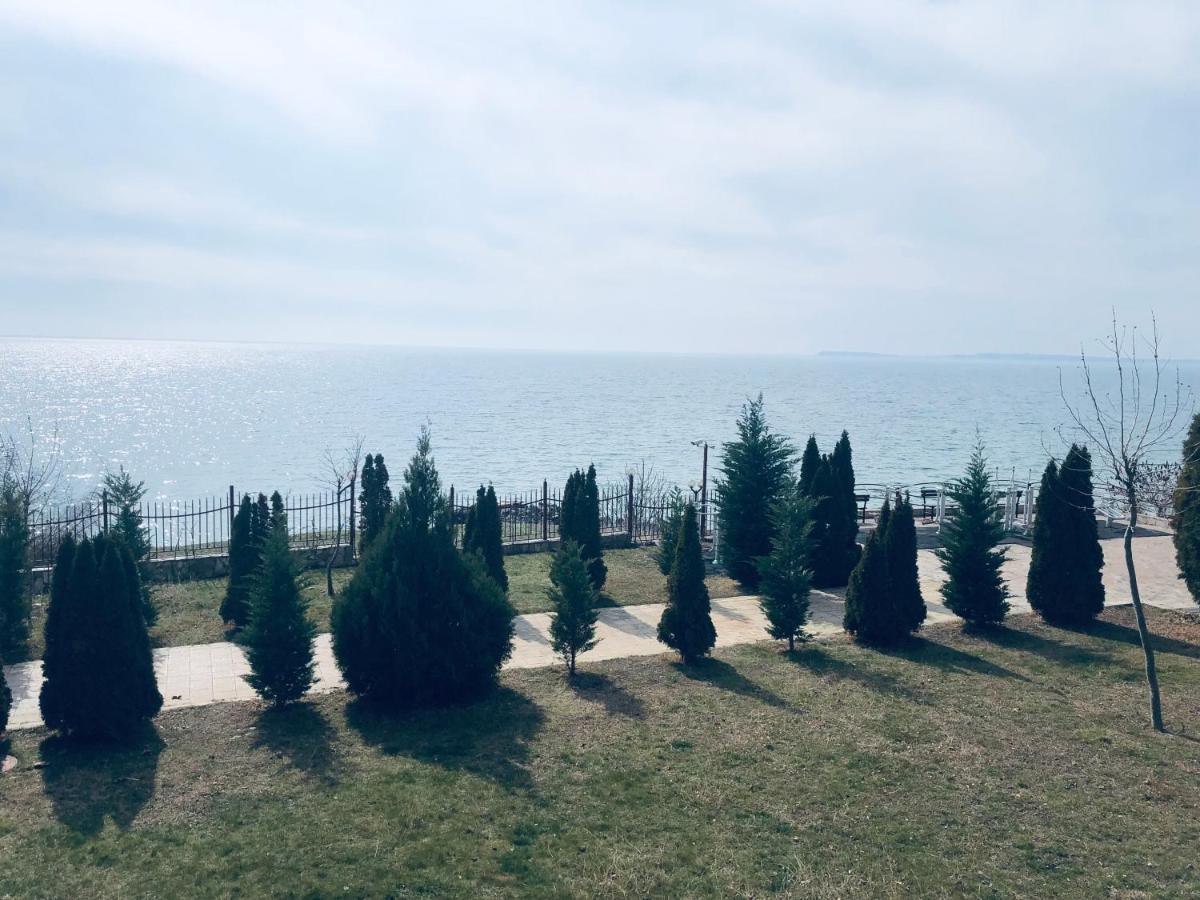 Beautiful Apartment Right By The Sea, 스베티 블라스 외부 사진