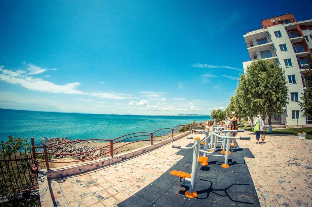 Beautiful Apartment Right By The Sea, 스베티 블라스 외부 사진